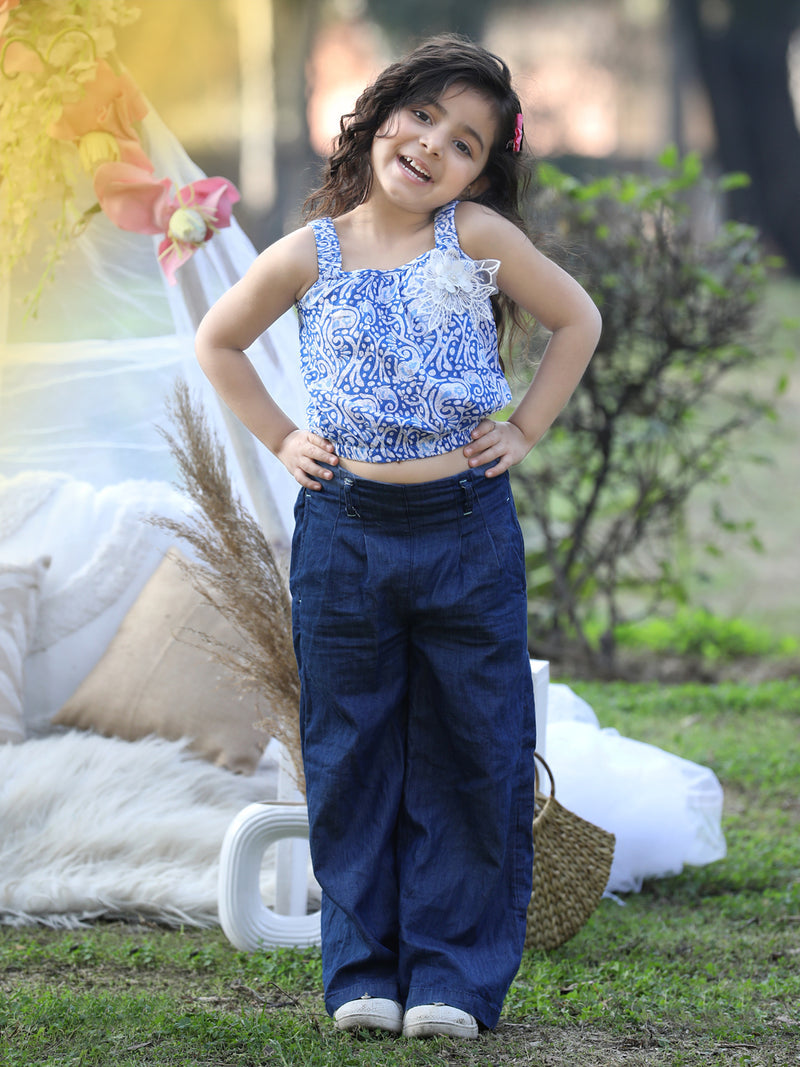 Shoulder Straps Printed Crop Top- Blue & White