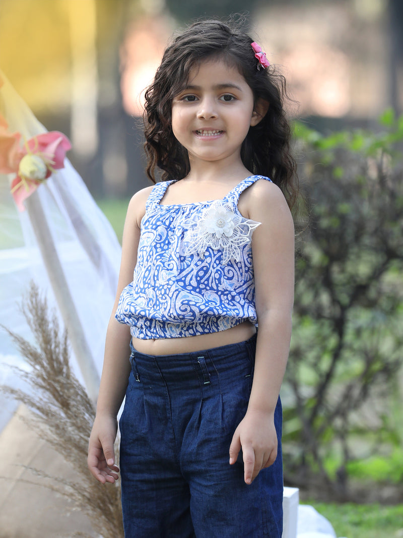 Shoulder Straps Printed Crop Top- Blue & White
