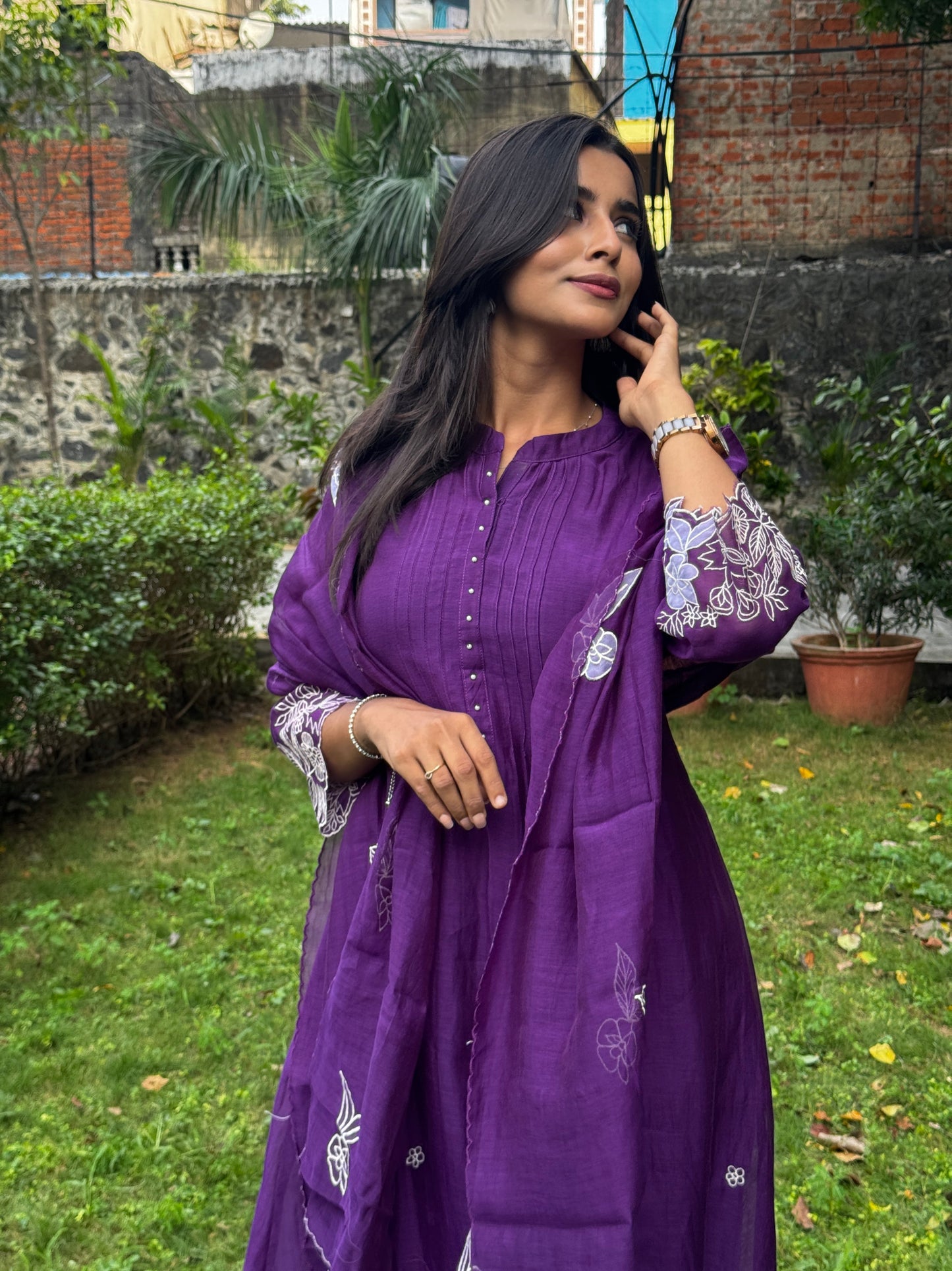 PAARUL Premium Mul Chanderi Thread Embroidered Suit Set ❤️